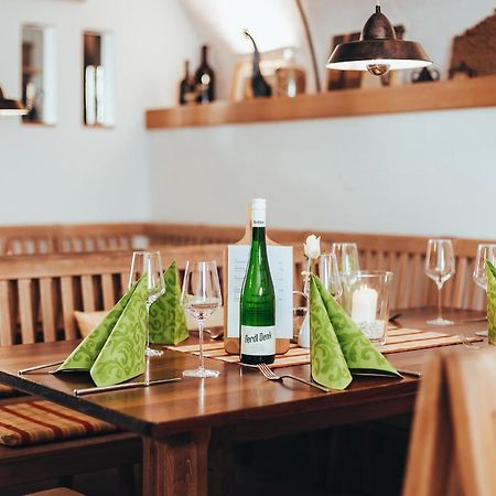 Hotel Weingut Ferdl Denk Weissenkirchen in der Wachau Esterno foto
