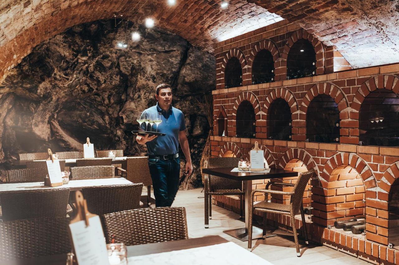 Hotel Weingut Ferdl Denk Weissenkirchen in der Wachau Esterno foto
